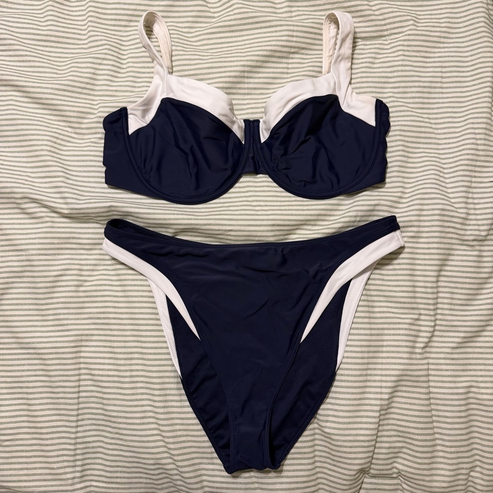 Abercrombie & Fitch Navy & White Underwire Bikini Set